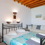 Ammos 1 - Seafront House In Glyfo Beach, Sifnos