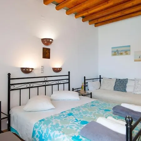Ammos 1 - Seafront House In Glyfo Beach, Sifnos