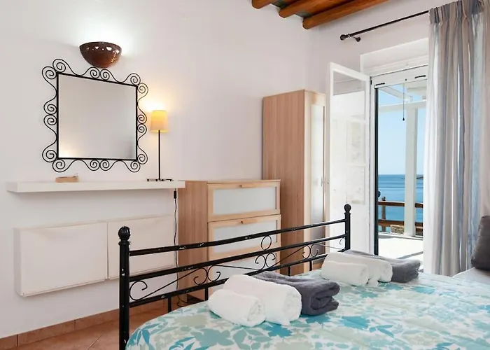 Ammos 1 - Seafront House In Glyfo Beach, Sifnos 펜션 *