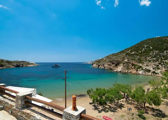 Ammos 1 - Seafront House In Glyfo Beach, Sifnos 펜션